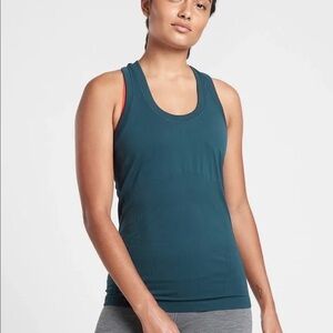 Athleta Momentum Tank